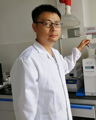 8.潘炘.jpg 8.潘炘.jpg